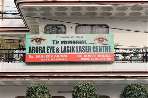 arora eye and lasik laser centre